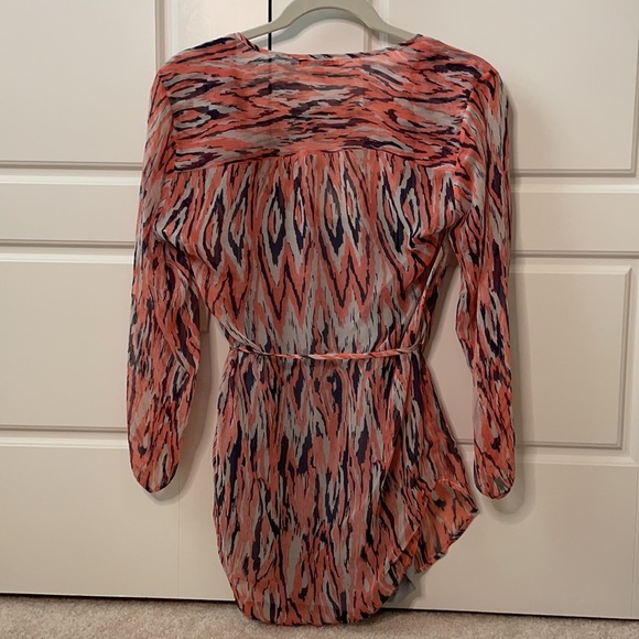 Ella Moss small tunic with grey tank top - Picture 15 of 16